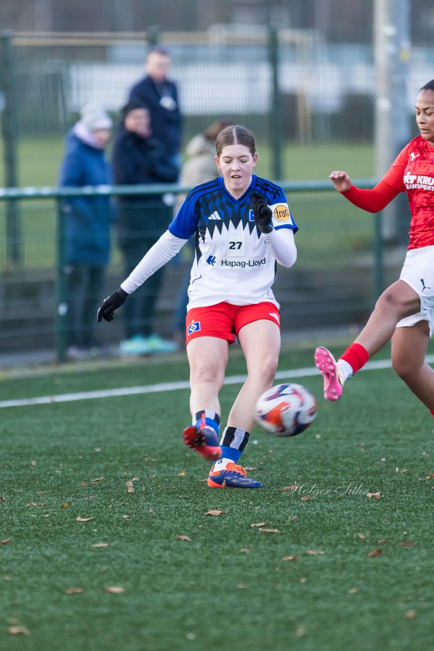 Bild 431 - wBJ Hamburger SV - Holstein Kiel : Ergebnis: 8:0